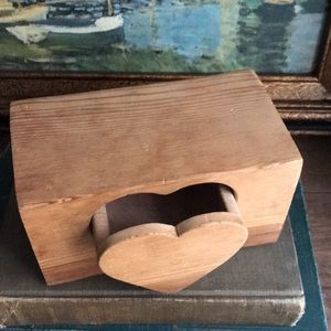 Primitive Wood Heart Trinket Box
